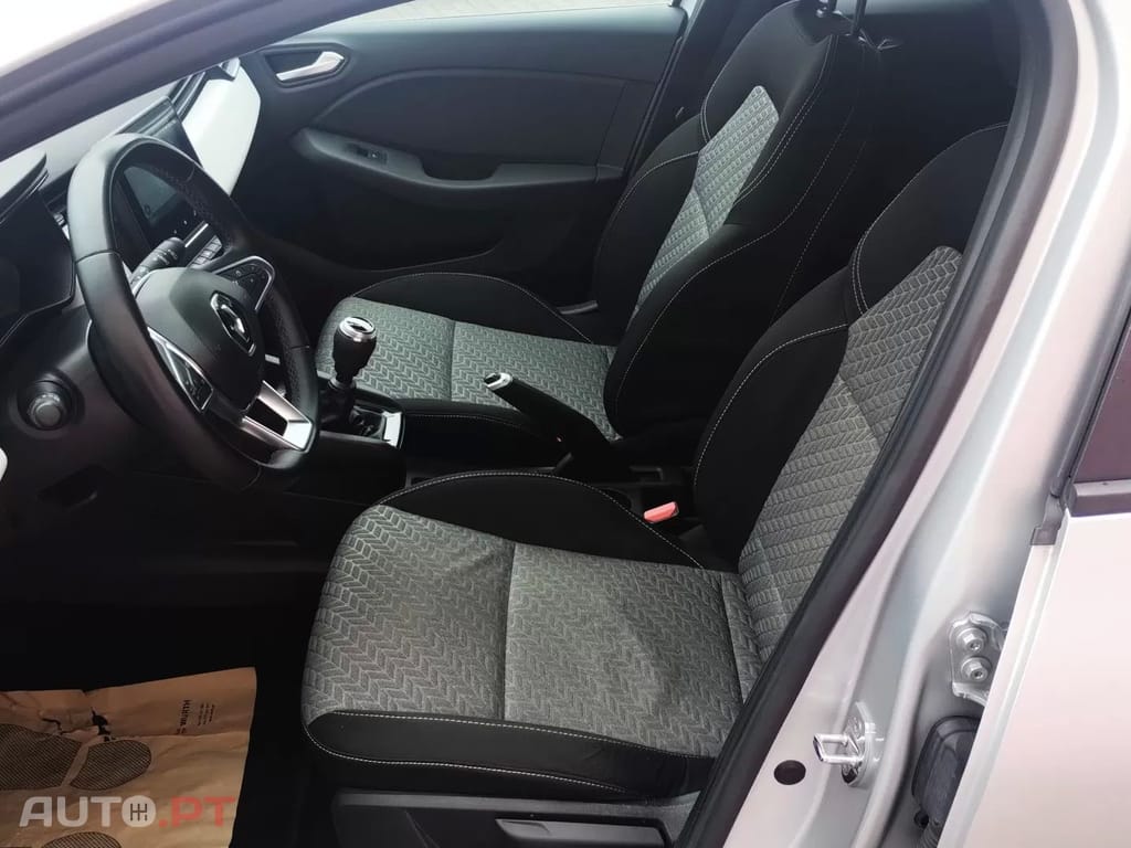 Renault Clio LImited Bi-Fuel