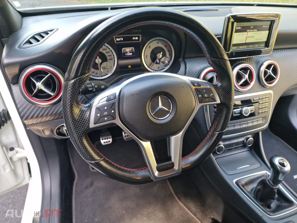 Mercedes-Benz A 180 d AMG Line