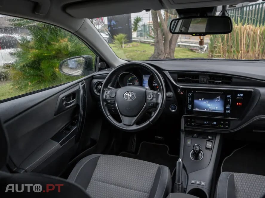 Toyota Auris 1.8 HSD Active