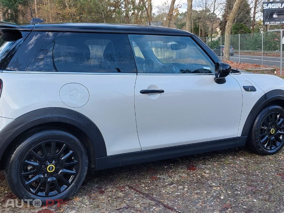 MINI Cooper Cooper SE