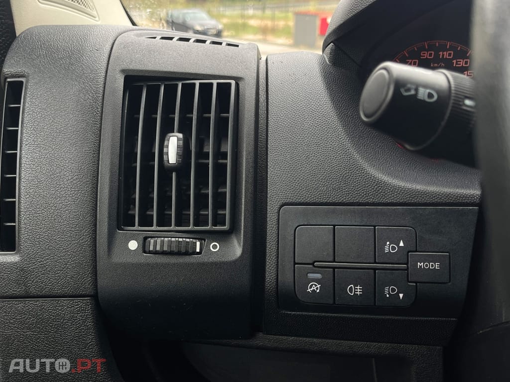 Peugeot Boxer 2.2 BLUE HDI