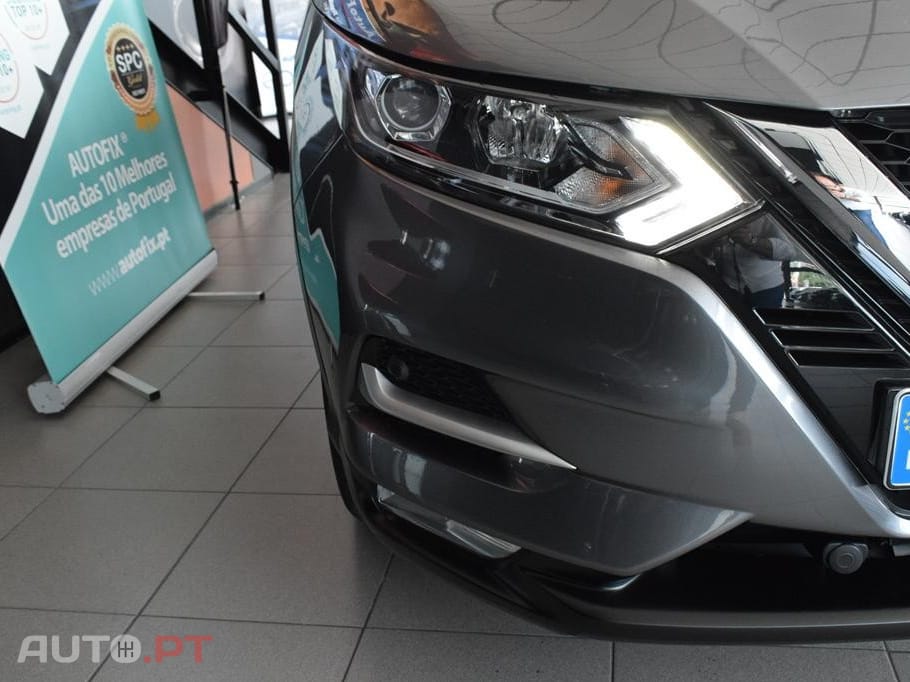 Nissan Qashqai 1.3 DIG-T Tekna Premium