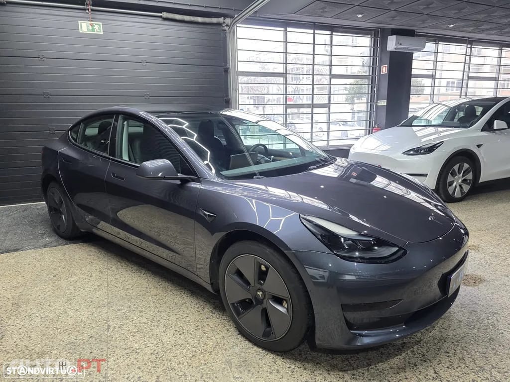 Tesla Model 3 Standard Range Plus RWD