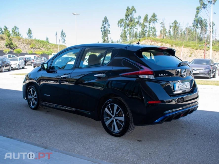 Nissan Leaf Acenta 40kWh