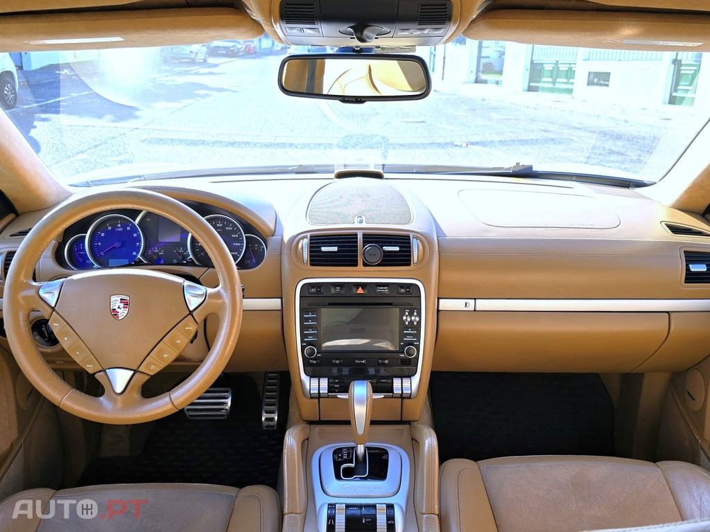 Porsche Cayenne GTS