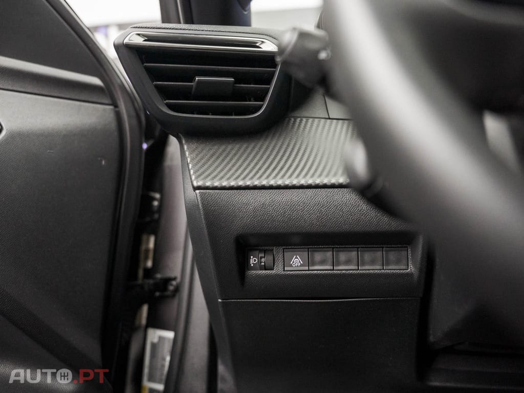 Peugeot 2008 1.2 PureTech Active Pack