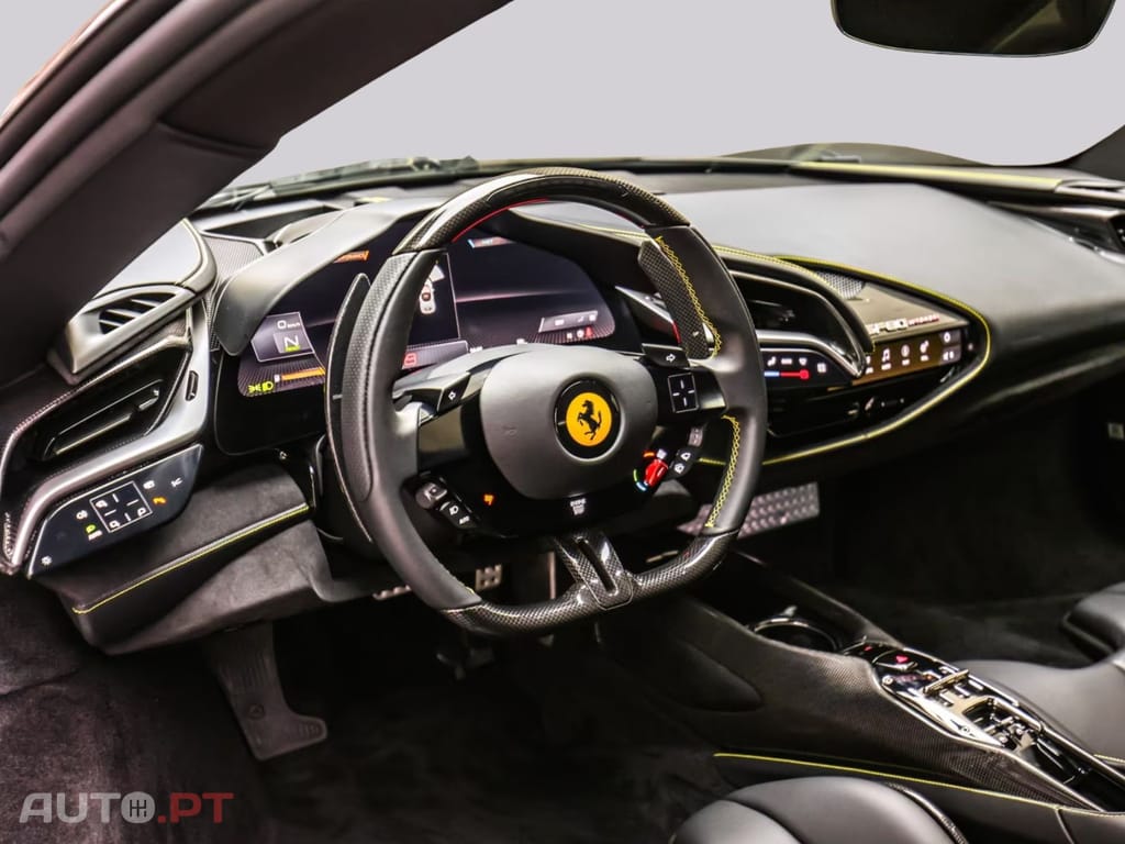Ferrari SF90 Stradale I.V.A DEDUTIVEL