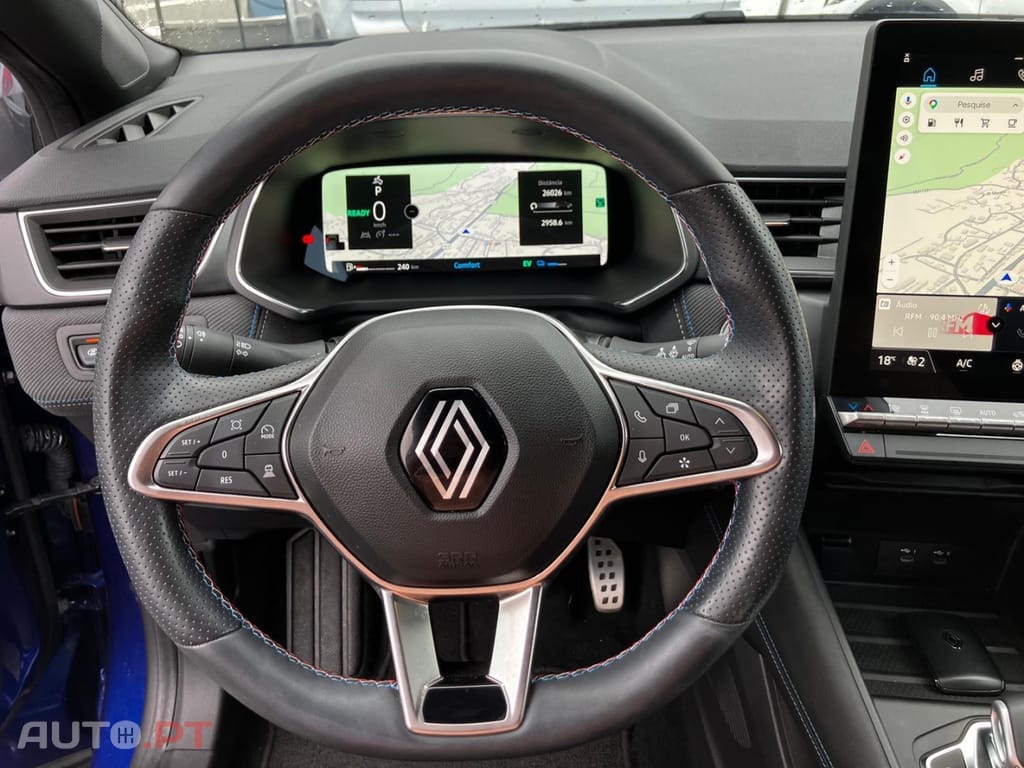 Renault Captur E-Tech Hybrid Esprit Alpine — fotografia 17