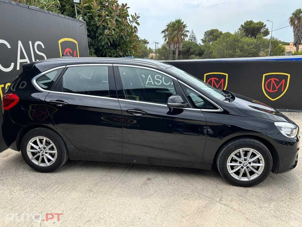 BMW 216 d Auto