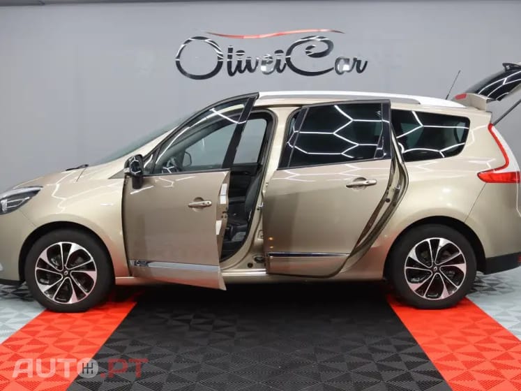 Renault Grand Scénic 1.5 dCi Bose Edition 7L