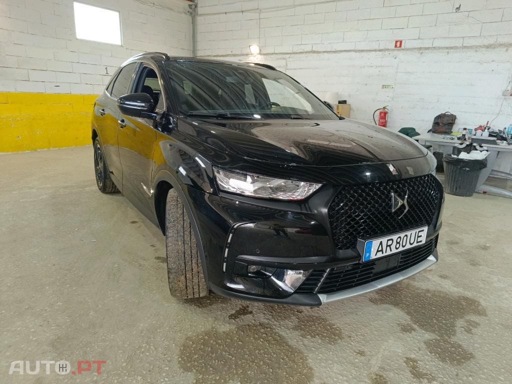 DS DS7 Crossback E-Tense Performance Line EAT8