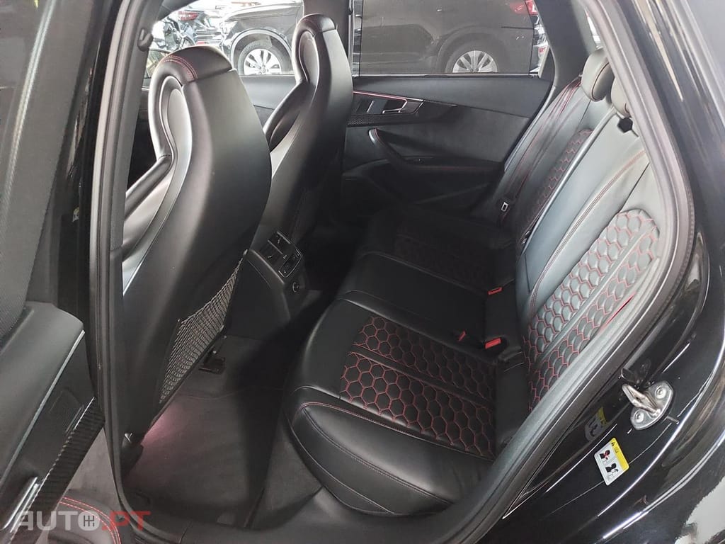 Audi RS4 2.9 TSI quattro Tiptronic