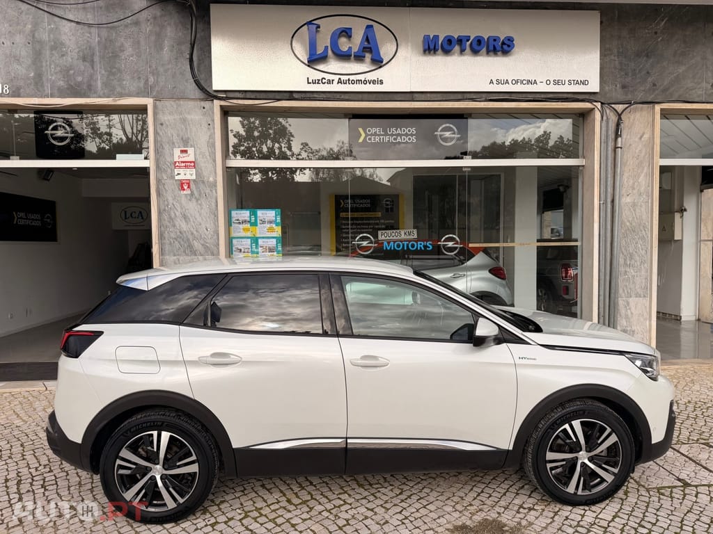 Peugeot 3008 1.6 Hybrid Allure Pack e-EAT8