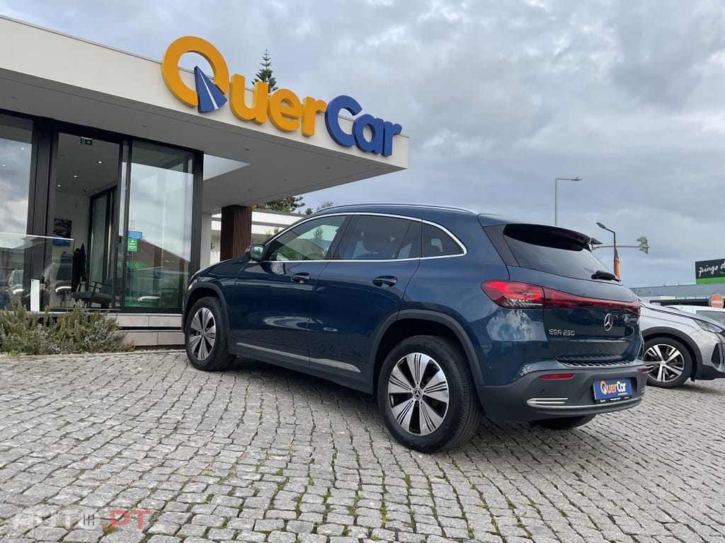 Mercedes-Benz EQA 250 Electric Art