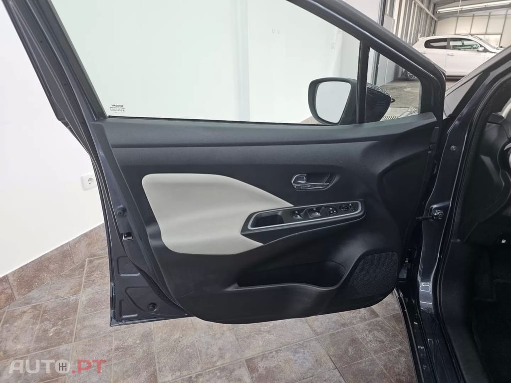 Nissan Micra 1.0 IG-T N-Design Black P.Navi