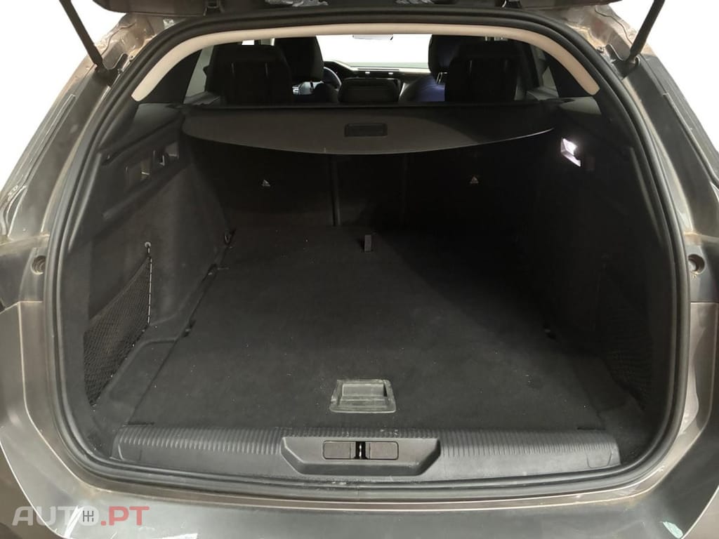 Peugeot 308 SW 1.2 PureTech Allure EAT8