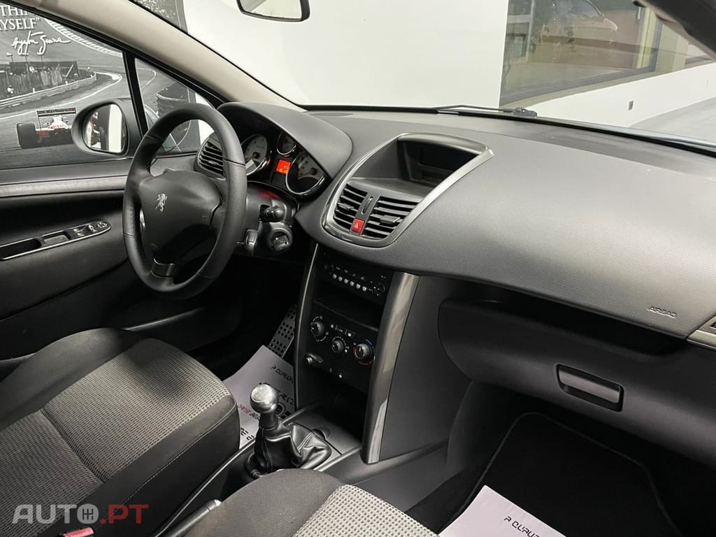 Peugeot 207 1.4 HDi SE Sportium