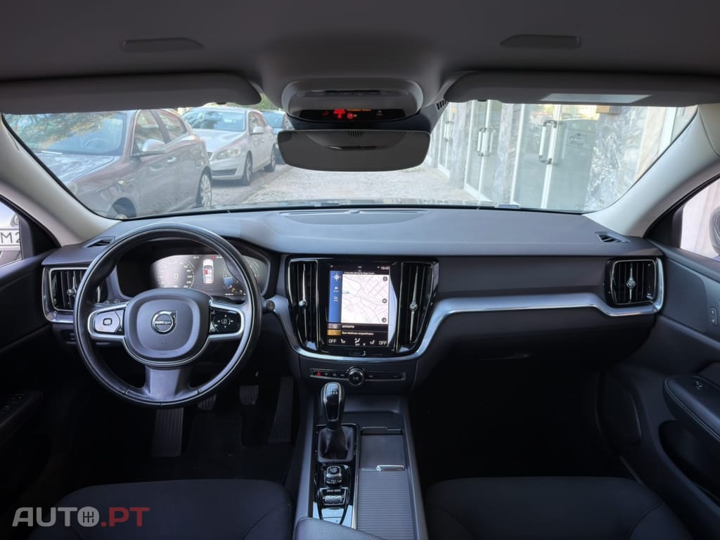 Volvo V60 2.0 D3 Momentum