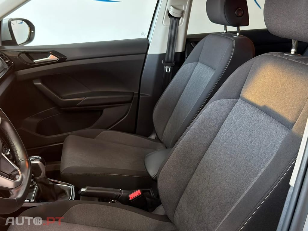 Volkswagen T-Cross 1.0 TSI Urban DSG