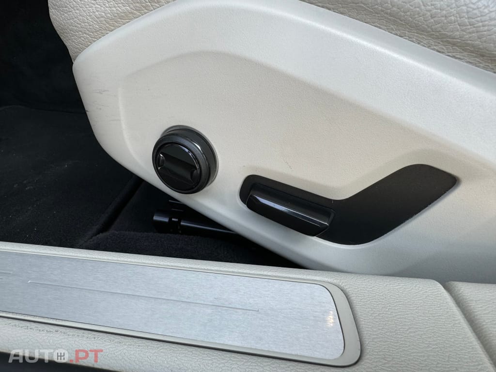 Volvo V60 2.0 T6 AWD TE Inscription Expression