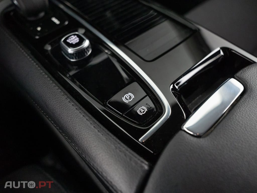 Volvo V60 2.0 T6 AWD TE Inscription Expression