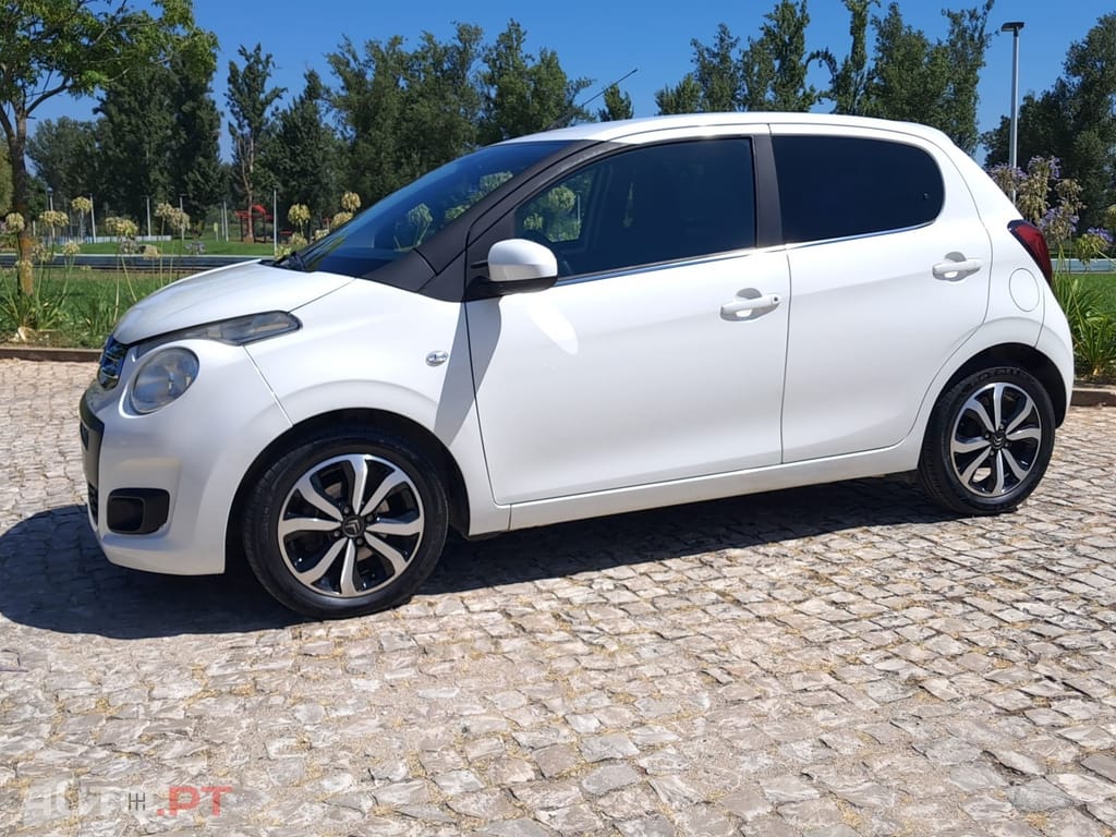 Citroen C1 1.2 VTi Shine