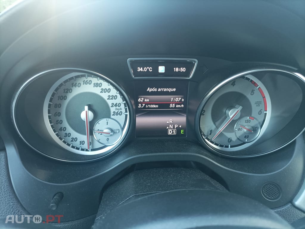 Mercedes-Benz GLA 200 AMD Line Auto