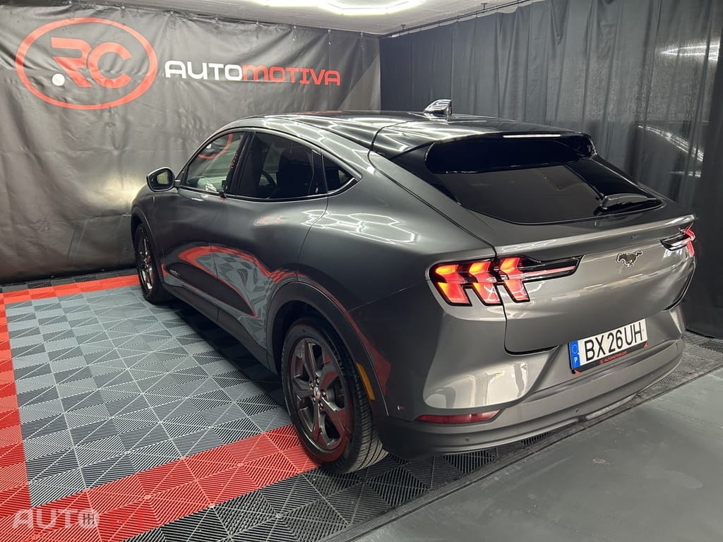 Ford Mustang Mach-E 98.7 kWh Premium