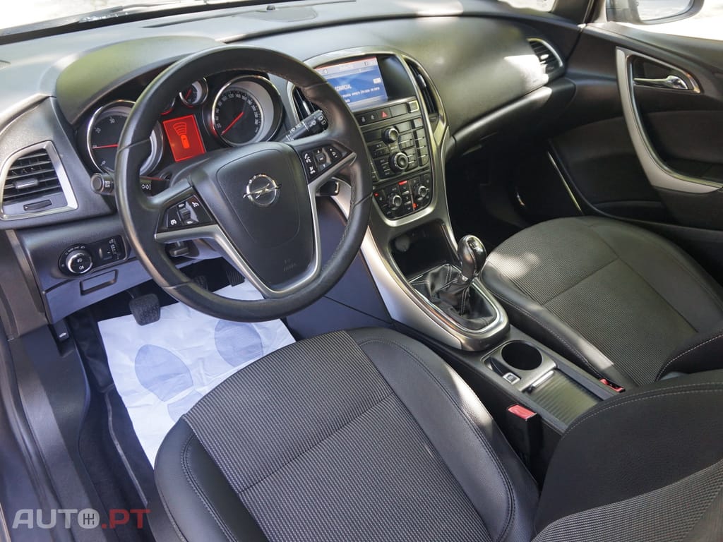 Opel Astra Sports Tourer Cosmo 1.7 CDTI