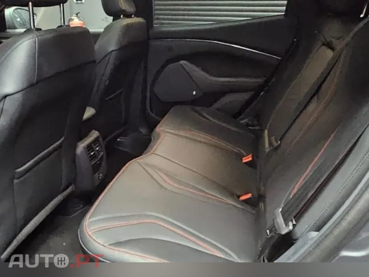 Ford Mustang Mach-E 98.7 kWh Premium AWD