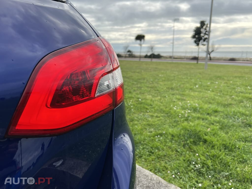 Peugeot 308 SW 1.5 BlueHDi Allure EAT8