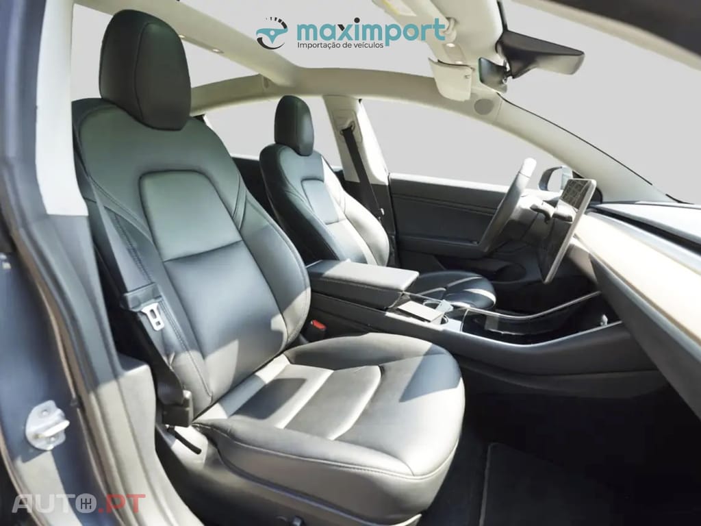 Tesla Model 3 Tração Traseira