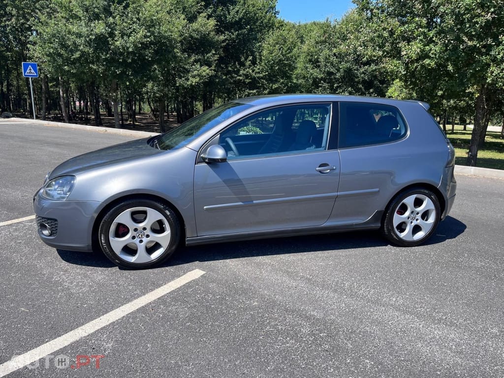 Volkswagen Golf 2.0 GTi