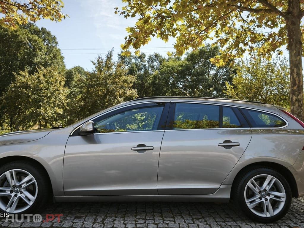 Volvo V60 1.6 D2 Summum Eco
