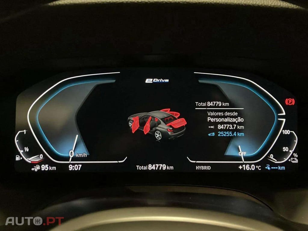 BMW 330 e Pack Desportivo M Auto