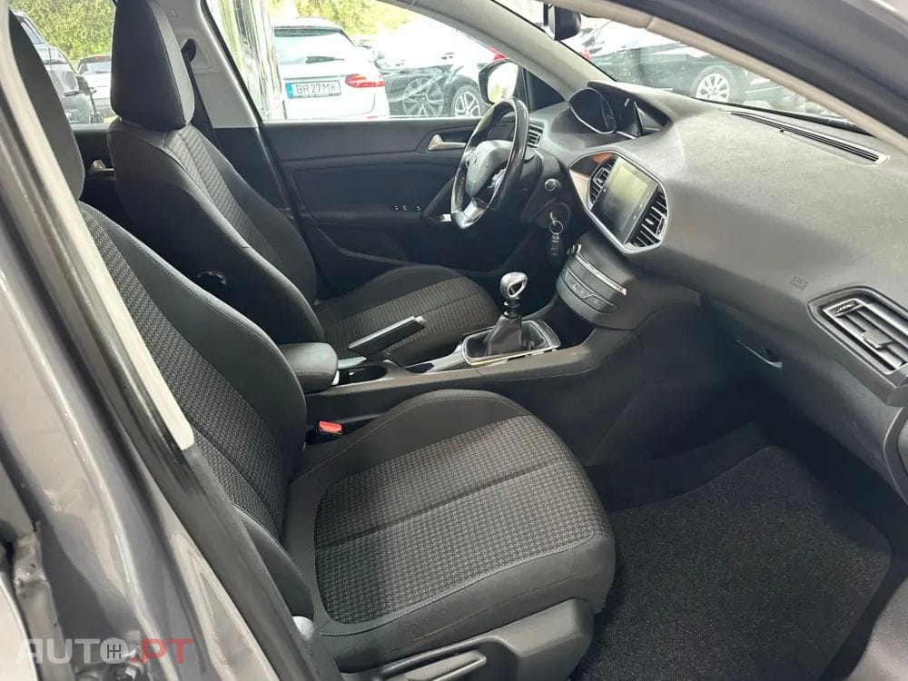 Peugeot 308 SW 1.5 BlueHDi Style