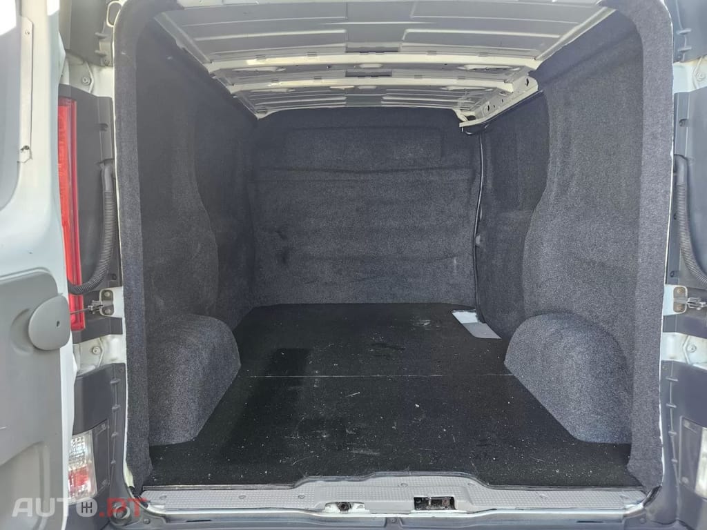 Renault Trafic  LH1