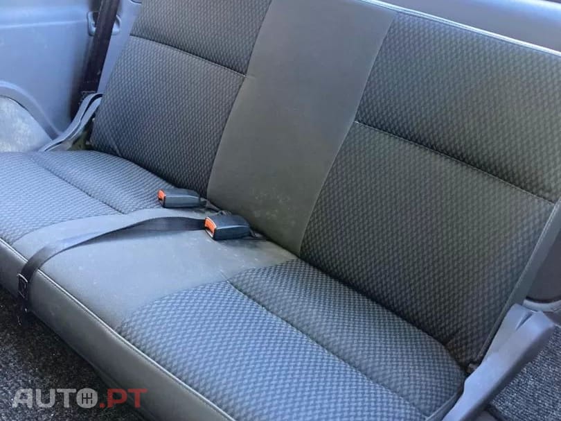 Nissan Terrano II 2.7 TDI SE 7 lugares