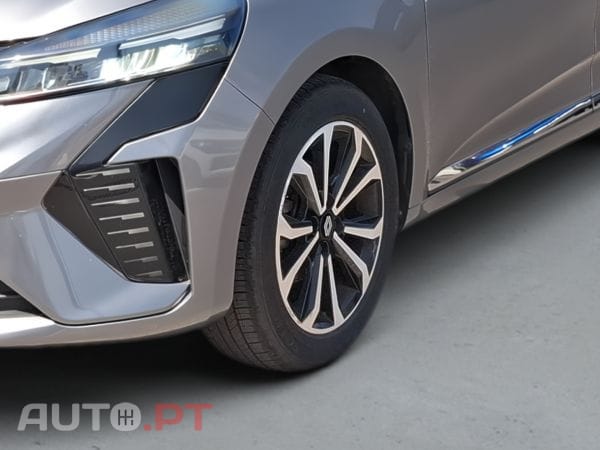 Renault Clio TCe 100 Bi-Fuel Techno