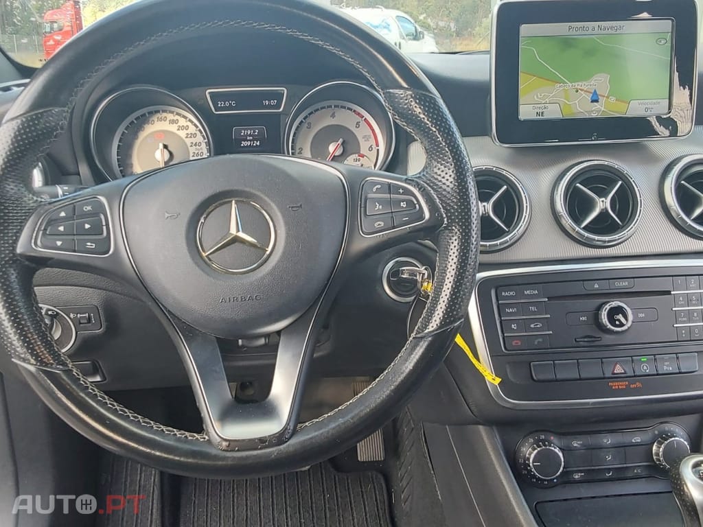Mercedes-Benz CLA 200 d Shooting Brake Urban