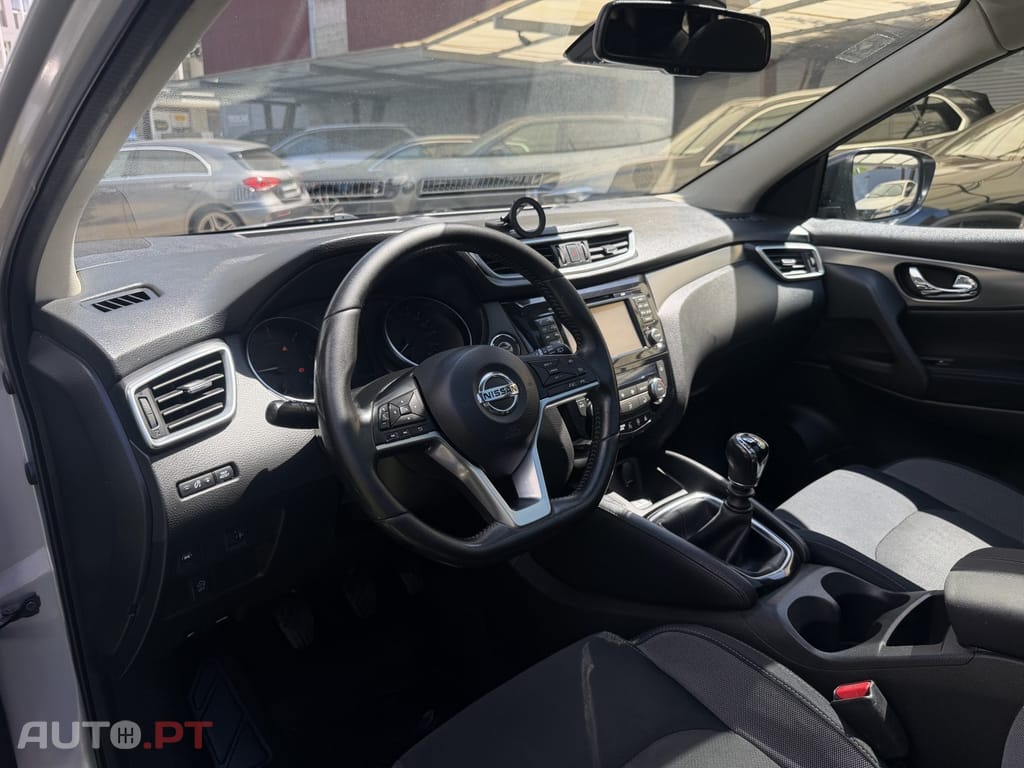 Nissan Qashqai 1.5 dCi 360 — fotografia 19