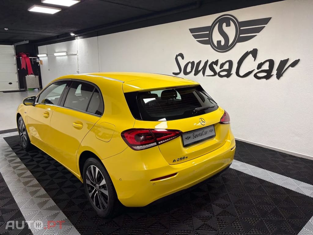 Mercedes-Benz A 250 e 8G-DCT