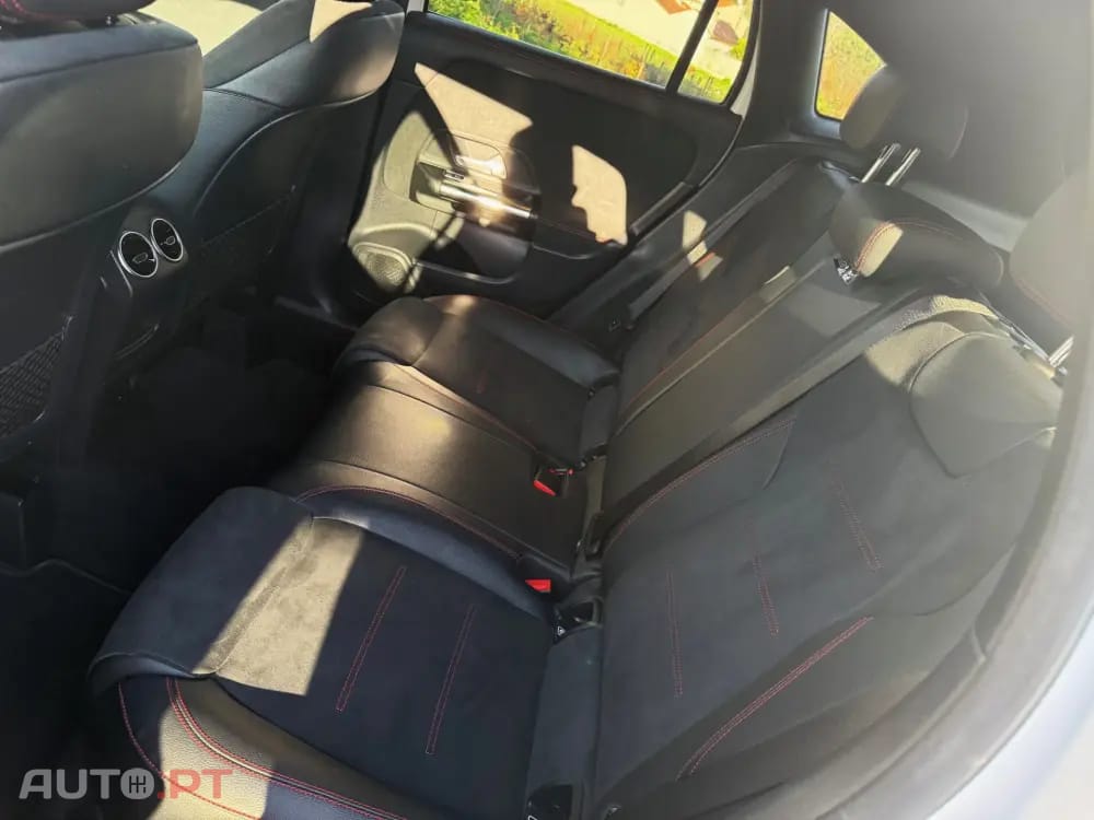 Mercedes-Benz GLA 250 e AMG Line