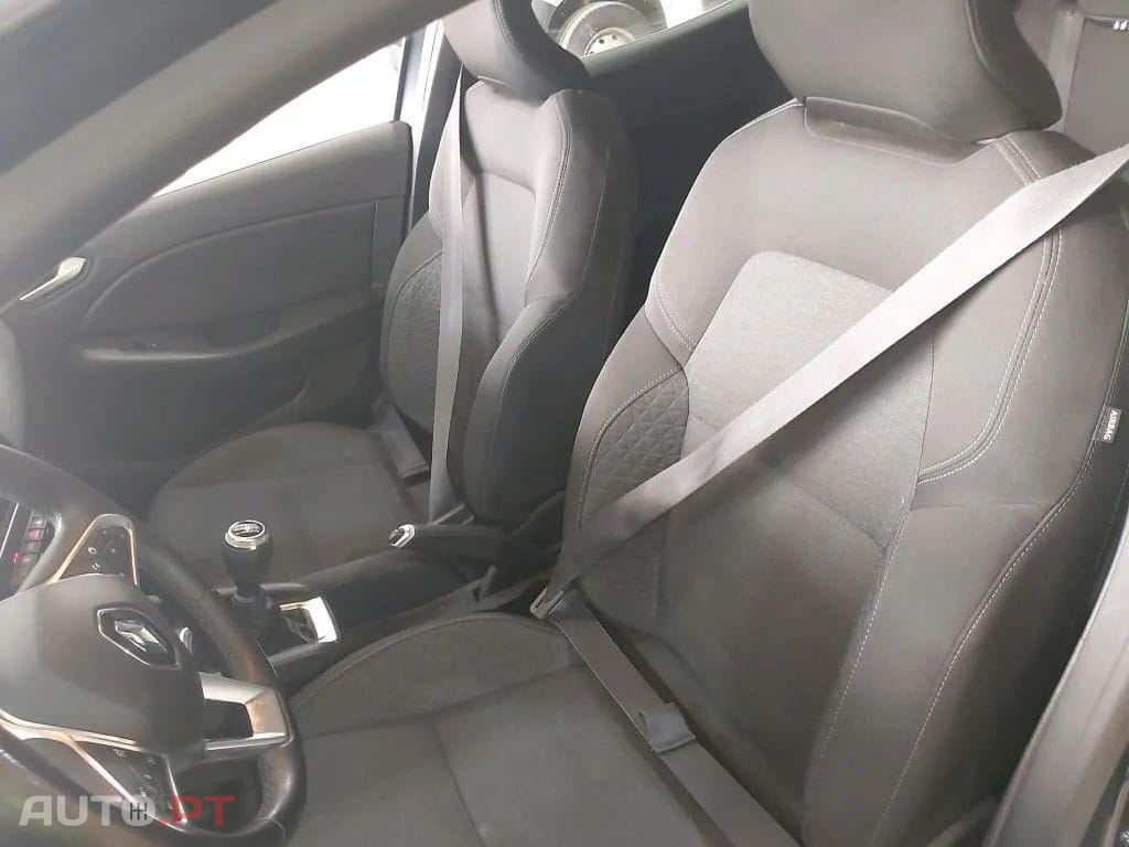 Renault Clio 1.0 TCe Intens