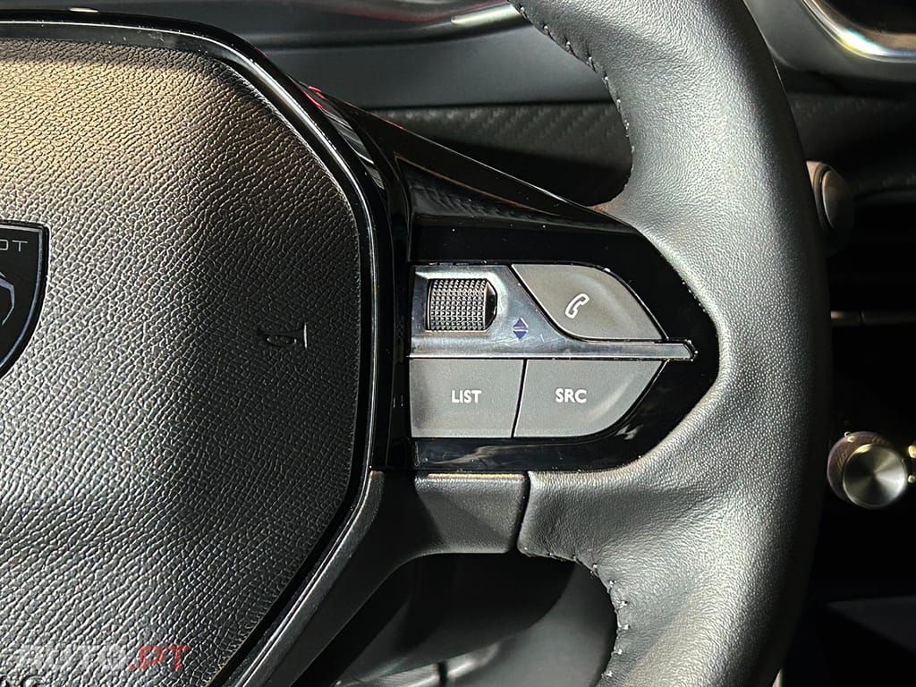 Peugeot 2008 1.2 PureTech Active Pack