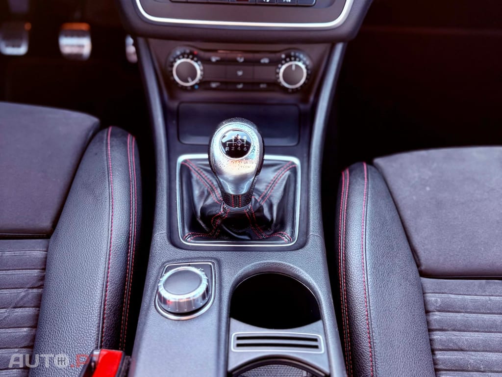 Mercedes-Benz CLA 180 d AMG Line