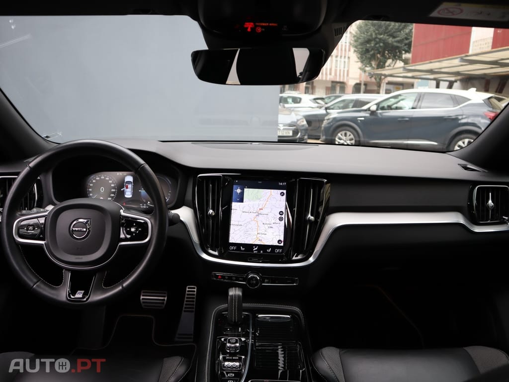 Volvo S60 2.0 T8 PHEV R-Design AWD