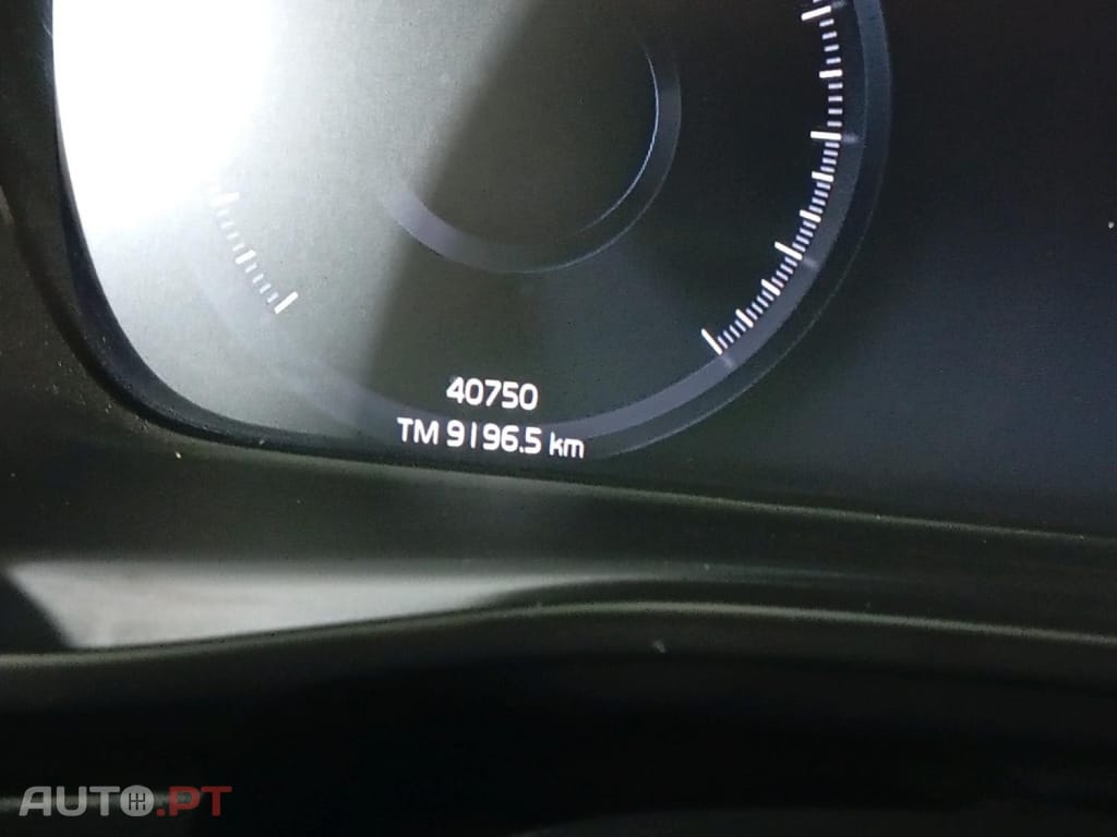Volvo XC40 1.5 T5 PHEV R-Design Expression