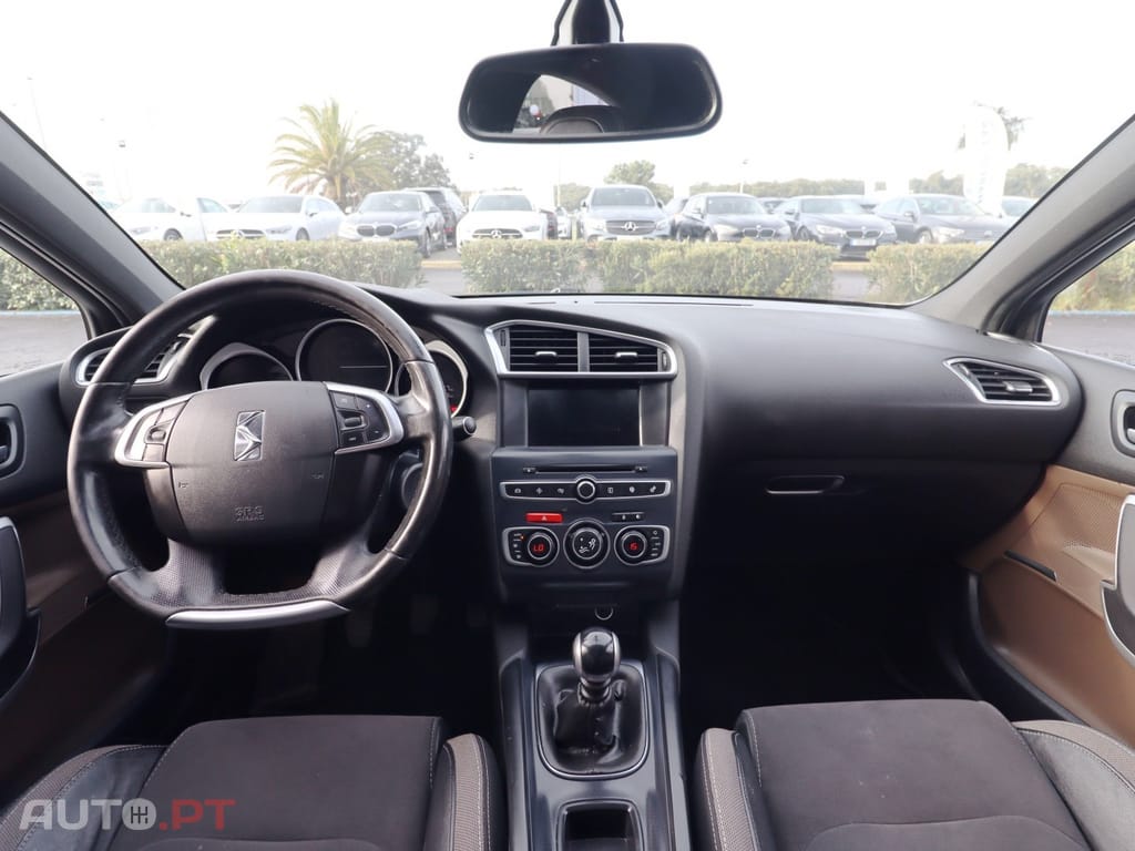 DS DS4 4 1.6 BlueHDi Performance Line