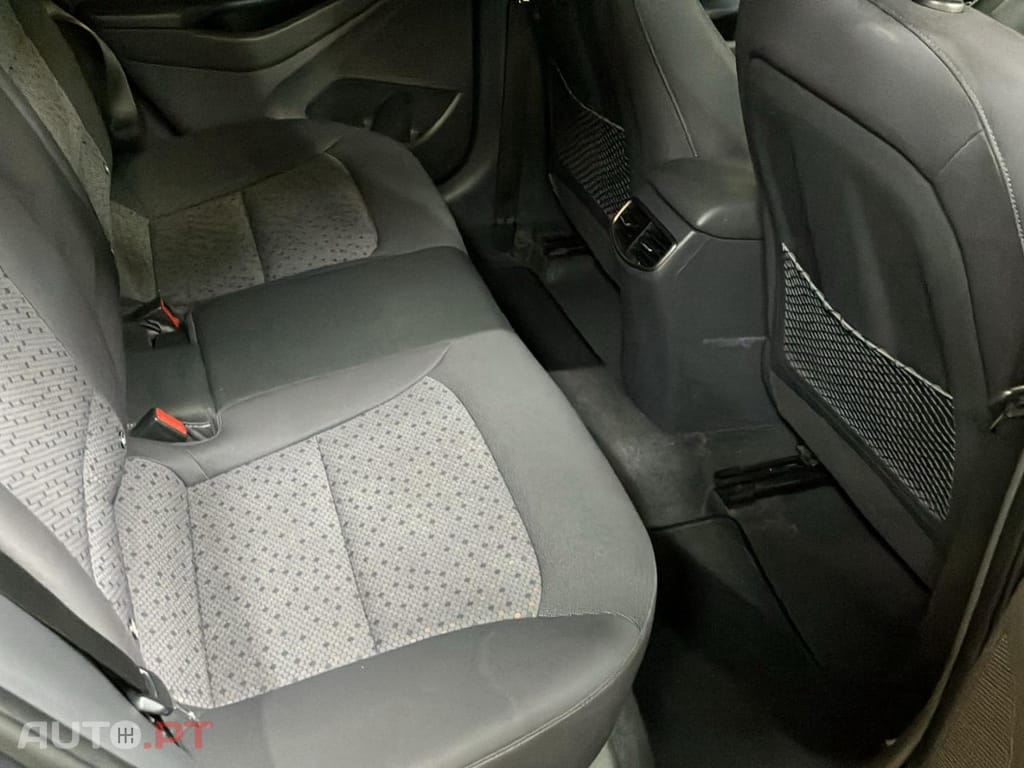 Hyundai Ioniq 28kWh Eletric Tech